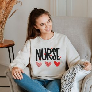 Nurse Sweatshirt Sand v2